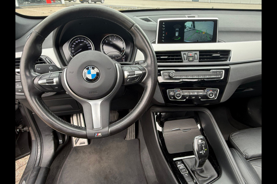 BMW X1 SDrive20i High Executive Edition / Panorama / M PAKKET / HeadUp / LEER / VOLLE AUTO