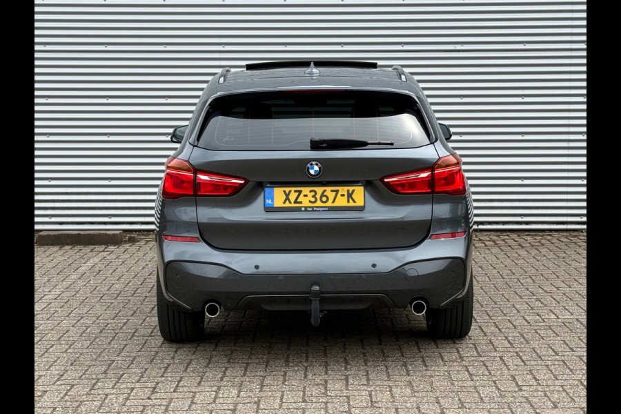 BMW X1 SDrive20i High Executive Edition / Panorama / M PAKKET / HeadUp / LEER / VOLLE AUTO