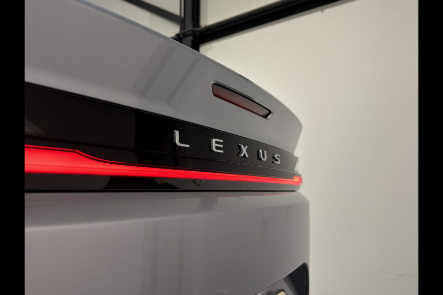 Lexus RZ 450e Executive Line 71 kWh | Leder interieur | LMV 20" | Keyless | Soh (batterijcheck) Waarde 97,9 %