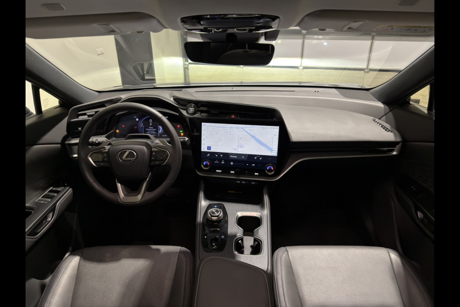 Lexus RZ 450e Executive Line 71 kWh | Leder interieur | LMV 20" | Keyless | Soh (batterijcheck) Waarde 97,9 %