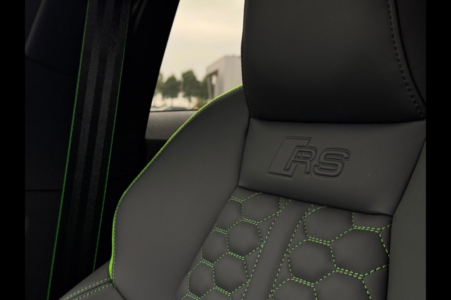 Audi A3 Sportback 2.5 TFSI RS 3 quattro | Pano | HUD | Hulk Edition | Matrix
