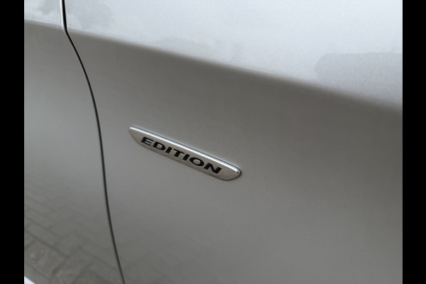 Mercedes-Benz V-Klasse 250d Lang L2H1 DC 5 persoons Edition / vaste prijs rijklaar € 36.950 ex btw / lease vanaf € 603 / leer / burmester / AMG / dubbele schuifdeur electrisch / trekhaak