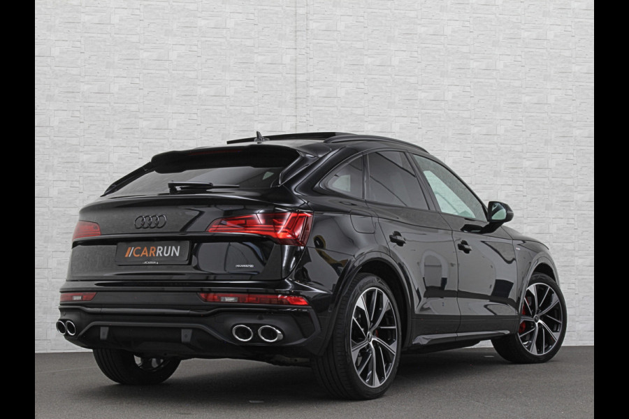 Audi Q5 Sportback 300pk TFSI e S-Line Competition | #RS-Leder | Luchtvering | 360 Camera | Panorama | B&O | ACC | SQ5 Diffuser | Sfeerverlichting | Trekhaak | Stoelverwarming V+A | LED-Matrix | Keyless-Entry | Memory | Zonwering | Standkachel | Stuurverwarming | 21 inch | Black-Optic | Carplay |