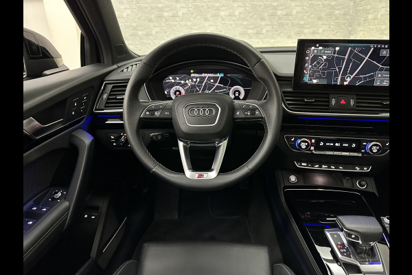 Audi Q5 Sportback 300pk TFSI e S-Line Competition | #RS-Leder | Luchtvering | 360 Camera | Panorama | B&O | ACC | SQ5 Diffuser | Sfeerverlichting | Trekhaak | Stoelverwarming V+A | LED-Matrix | Keyless-Entry | Memory | Zonwering | Standkachel | Stuurverwarming | 21 inch | Black-Optic | Carplay |