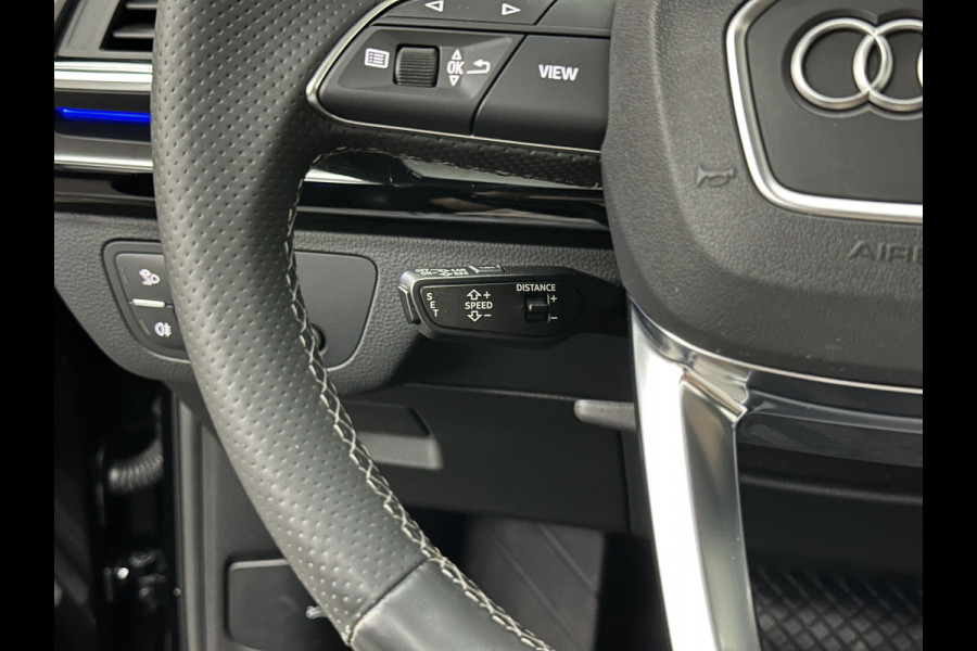 Audi Q5 Sportback 300pk TFSI e S-Line Competition | #RS-Leder | Luchtvering | 360 Camera | Panorama | B&O | ACC | SQ5 Diffuser | Sfeerverlichting | Trekhaak | Stoelverwarming V+A | LED-Matrix | Keyless-Entry | Memory | Zonwering | Standkachel | Stuurverwarming | 21 inch | Black-Optic | Carplay |