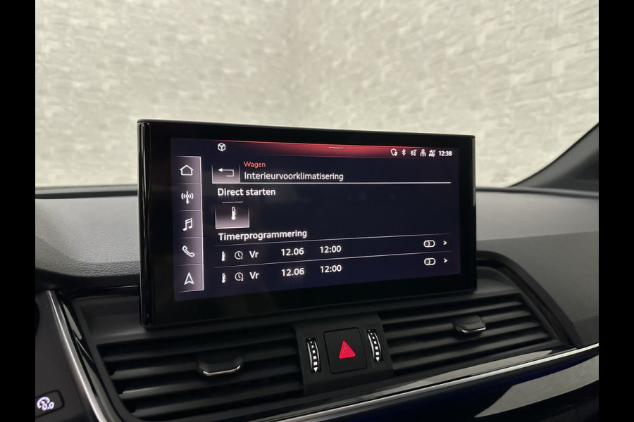 Audi Q5 Sportback 300pk TFSI e S-Line Competition | #RS-Leder | Luchtvering | 360 Camera | Panorama | B&O | ACC | SQ5 Diffuser | Sfeerverlichting | Trekhaak | Stoelverwarming V+A | LED-Matrix | Keyless-Entry | Memory | Zonwering | Standkachel | Stuurverwarming | 21 inch | Black-Optic | Carplay |