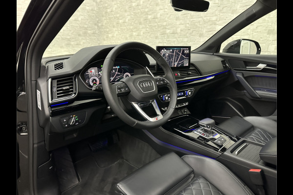 Audi Q5 Sportback 300pk TFSI e S-Line Competition | #RS-Leder | Luchtvering | 360 Camera | Panorama | B&O | ACC | SQ5 Diffuser | Sfeerverlichting | Trekhaak | Stoelverwarming V+A | LED-Matrix | Keyless-Entry | Memory | Zonwering | Standkachel | Stuurverwarming | 21 inch | Black-Optic | Carplay |