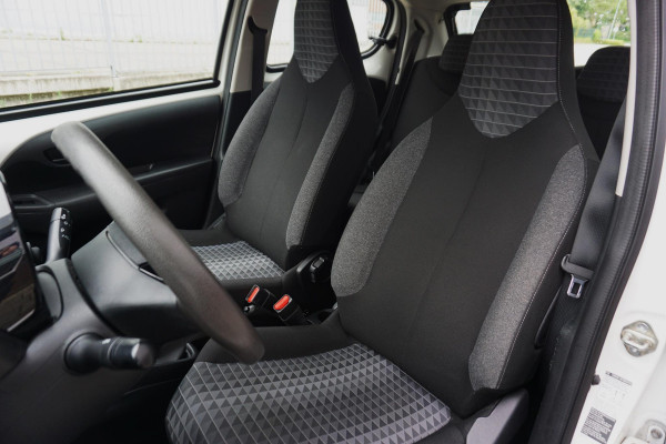 Peugeot 108 1.0 e-VTi Active/Airco/DAB/1e Eigenaar/ Rijklaarprijs incl.garantie.