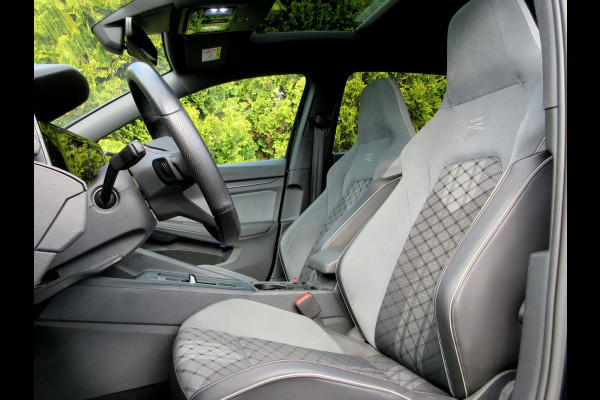 Volkswagen Golf 1.5 eTSI R-Line*Pano * Virt. cockpit * Sfeerverl. *
