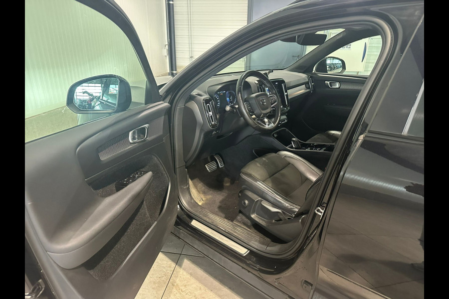 Volvo XC40 T5 Aut. Plug-in Hybrid R-Design Stoelverwarming Parkeercamera 262pk
