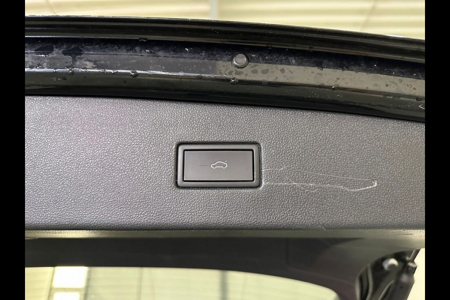 Volkswagen Tiguan Allspace 1.5 TSI Comfortline Business 7p. - Automaat - Pano/Schuifdak - Leder - Navi - Org.NL