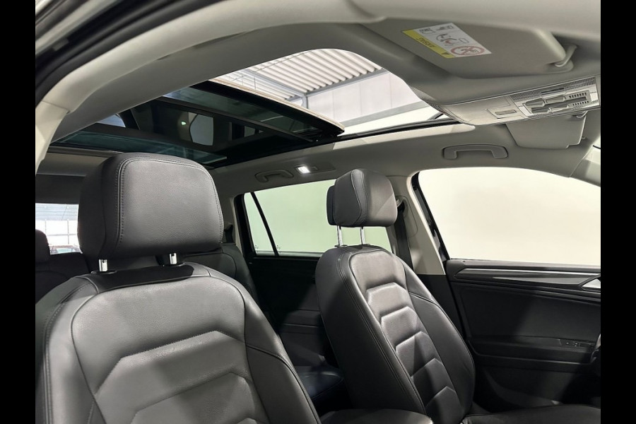 Volkswagen Tiguan Allspace 1.5 TSI Comfortline Business 7p. - Automaat - Pano/Schuifdak - Leder - Navi - Org.NL