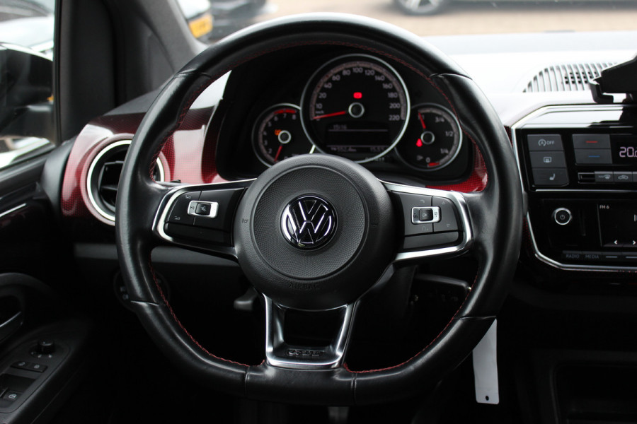 Volkswagen up! 1.0 TSI GTI / Navi by App / DAB / Parkeerhulp achter / Stoelverwarming / Cruise Control