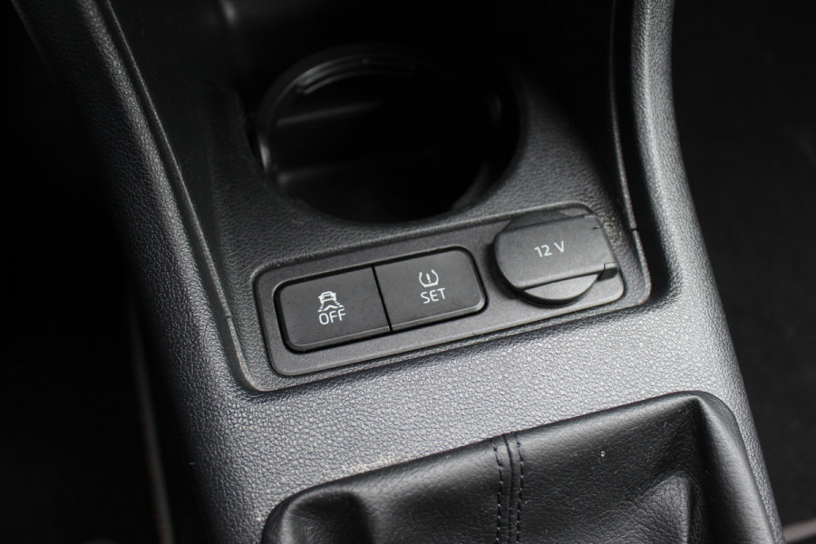 Volkswagen up! 1.0 TSI GTI / Navi by App / DAB / Parkeerhulp achter / Stoelverwarming / Cruise Control