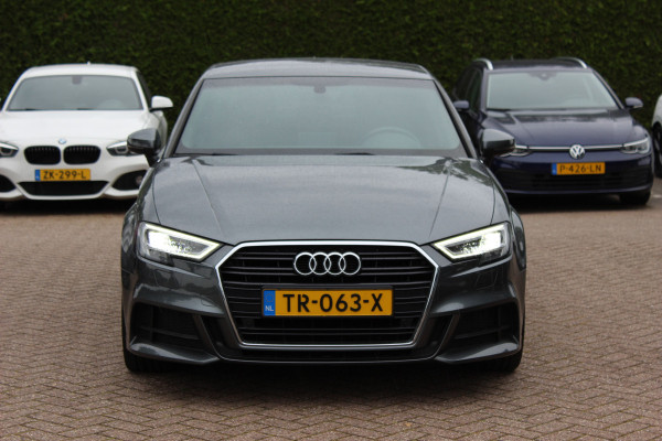 Audi A3 Limousine 1.5 TFSI CoD Sport S Line Edition / Navigatie / Parkeerhulp V+A / 18'' / Half Leder / Sportstoelen / Cruise Control