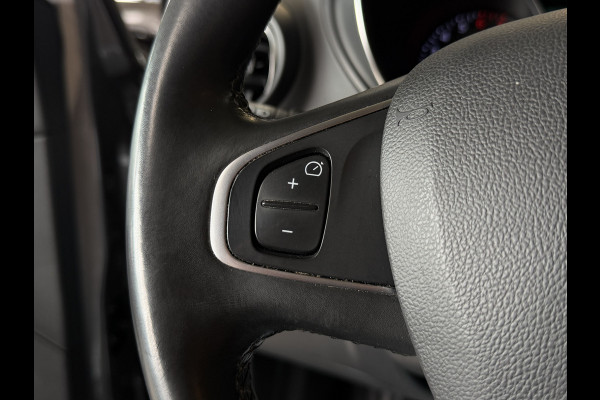 Renault Captur 0.9 TCe Intens | R-Link Navi | Bose | 17" | Camera | PDC V+A | Led |