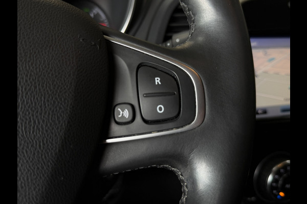 Renault Captur 0.9 TCe Intens | R-Link Navi | Bose | 17" | Camera | PDC V+A | Led |
