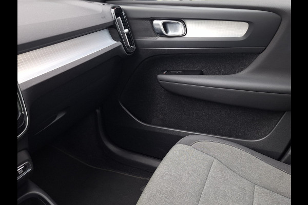 Volvo XC40 1.5 T4 Recharge Inscription Expression | Panorama Dak | Climate | Navi | Cruise control| Dealer Onderhouden |