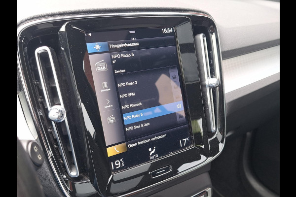 Volvo XC40 1.5 T4 Recharge Inscription Expression | Panorama Dak | Climate | Navi | Cruise control| Dealer Onderhouden |