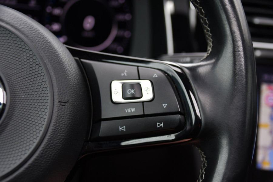 Volkswagen Golf 2.0 TSI 4Motion R Virtual Cockpit, Adaptieve Cruise, Camera, PANO, Dynaudi, Stoelverwarming, Clima, Uniek!