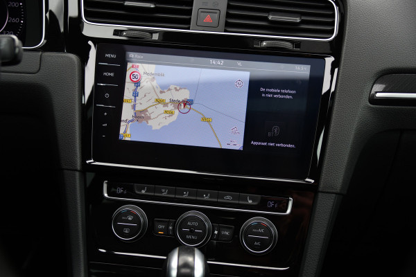 Volkswagen Golf 2.0 TSI 4Motion R Virtual Cockpit, Adaptieve Cruise, Camera, PANO, Dynaudi, Stoelverwarming, Clima, Uniek!