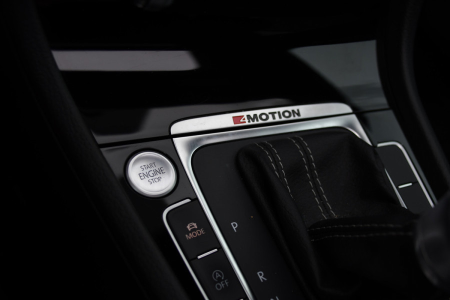 Volkswagen Golf 2.0 TSI 4Motion R Virtual Cockpit, Adaptieve Cruise, Camera, PANO, Dynaudi, Stoelverwarming, Clima, Uniek!