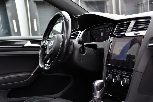 Volkswagen Golf 2.0 TSI 4Motion R Virtual Cockpit, Adaptieve Cruise, Camera, PANO, Dynaudi, Stoelverwarming, Clima, Uniek!