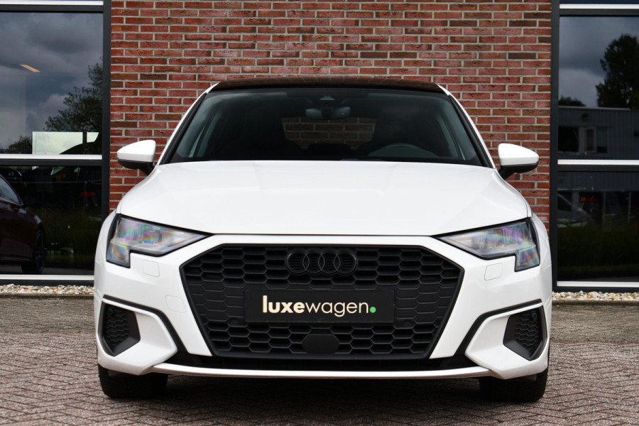 Audi A3 Sportback 35 TFSI 150pk Pano El-Klep Keyless Optic-black Carplay