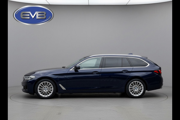 BMW 5 Serie Touring 530e Business Edition Plus, panoramadak, electr trekhaak, laser led , camera, 1 e eigenaar, NL auto met nap