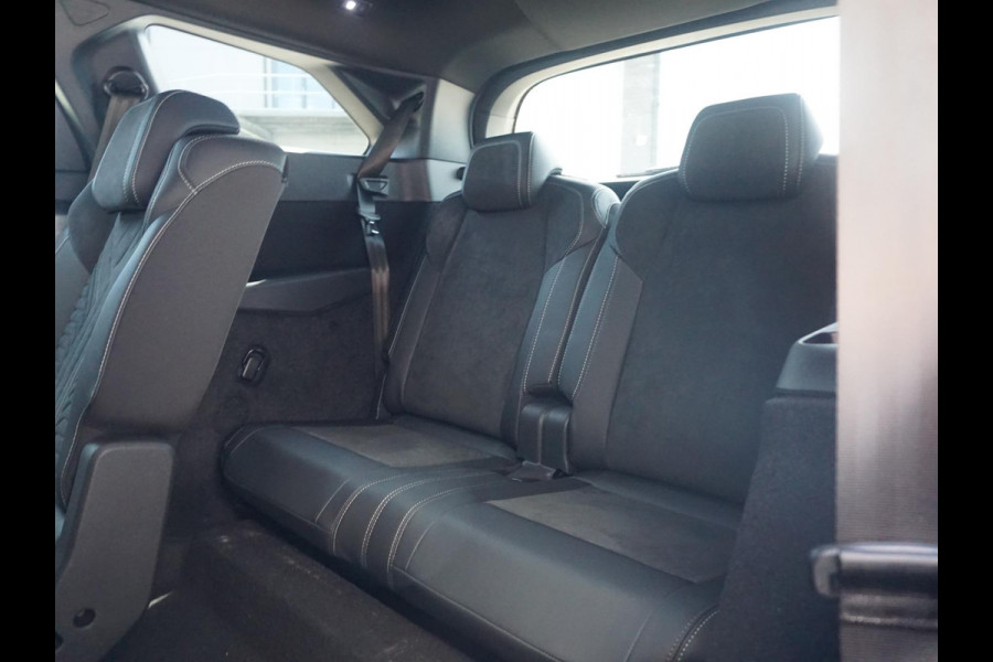 Peugeot 5008 1.6 Plug-in Hybrid 195 GT Exclusive Panoramadak