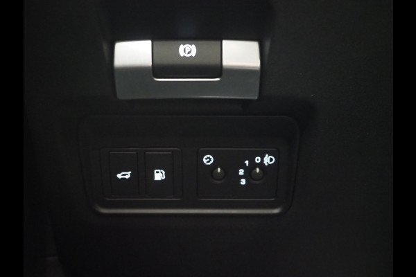 Land Rover Range Rover Evoque 1.5 P300e AWD | Leder | Trekhaak | Camera | Stoelverwarming | Cruise | DAB | LED | Carplay