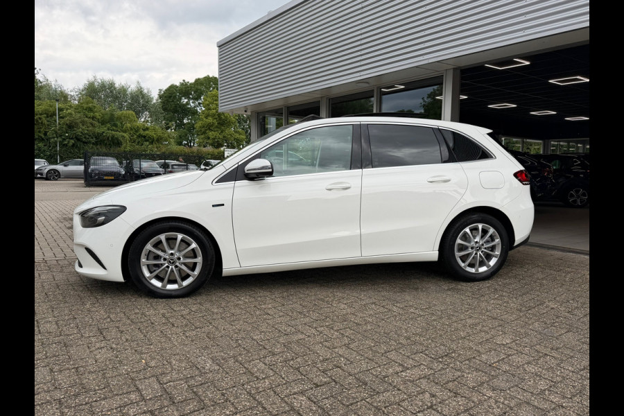 Mercedes-Benz B-Klasse 250 e Advantage 218 Pk | Panoramadak| Navigatie | Cruise | Clima |Camera 360 | Trekhaak |Full Led ] 17".
