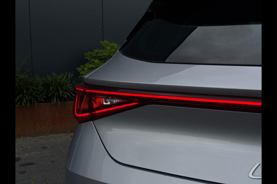 Seat Leon Hatchback 1.0 eTSI Style | Automaat | Camera | Zeer zuinig