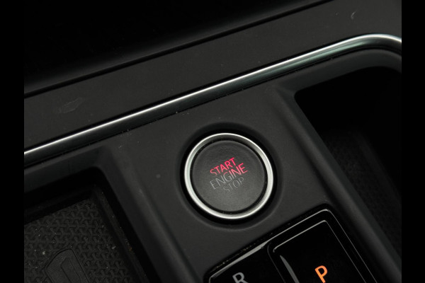 Seat Leon Hatchback 1.0 eTSI Style | Automaat | Camera | Zeer zuinig