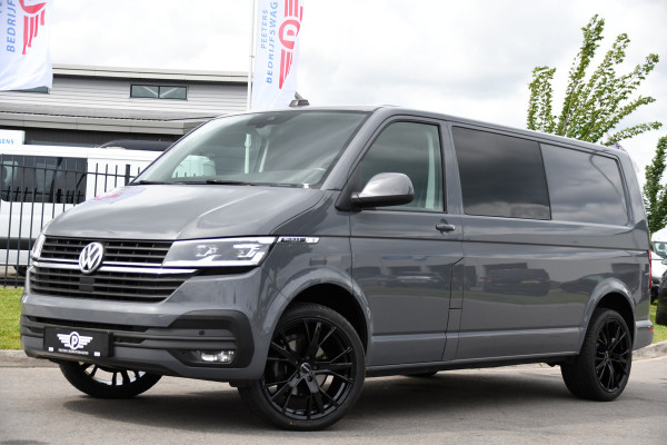 Volkswagen Transporter 2.0 TDI L2H1 30 DC Bulli Edition Adaptieve Cruise, Camera, Carplay, LED, Stoelverwarming, Standkachel, Automaat, Multimedia, Sensoren, Uniek!