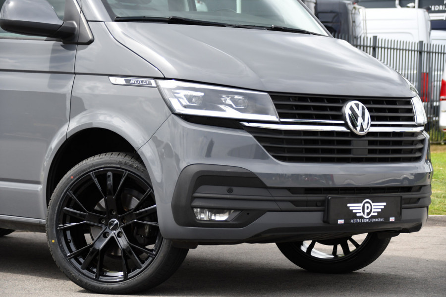 Volkswagen Transporter 2.0 TDI L2H1 30 DC Bulli Edition Adaptieve Cruise, Camera, Carplay, LED, Stoelverwarming, Standkachel, Automaat, Multimedia, Sensoren, Uniek!