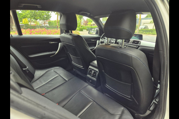 BMW 1-serie M Sport 1e EIGENAAR LCI Automaat Wit NAP NL 118i Executive