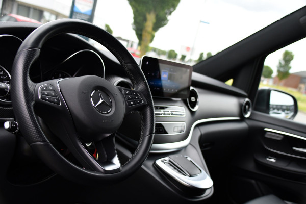 Mercedes-Benz V-Klasse 300d L2 DC AMG Edition Adaptieve Cruise, 360 Camera, Carplay, Stoelverwarming/verkoeling, 240pk, LED, Leder, Automaat, Uniek!