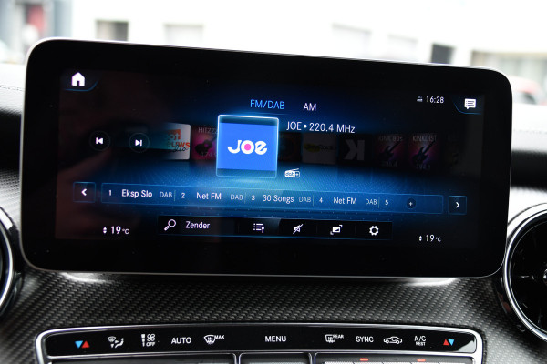 Mercedes-Benz V-Klasse 300d L2 DC AMG Edition Adaptieve Cruise, 360 Camera, Carplay, Stoelverwarming/verkoeling, 240pk, LED, Leder, Automaat, Uniek!