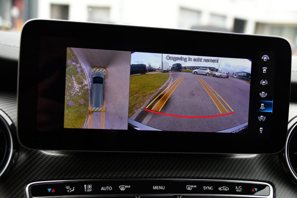 Mercedes-Benz V-Klasse 300d L2 DC AMG Edition Adaptieve Cruise, 360 Camera, Carplay, Stoelverwarming/verkoeling, 240pk, LED, Leder, Automaat, Uniek!