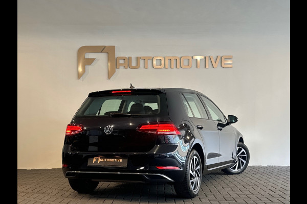 Volkswagen Golf 1.0 TSI Comfortline Camera|CarPlay|ACC