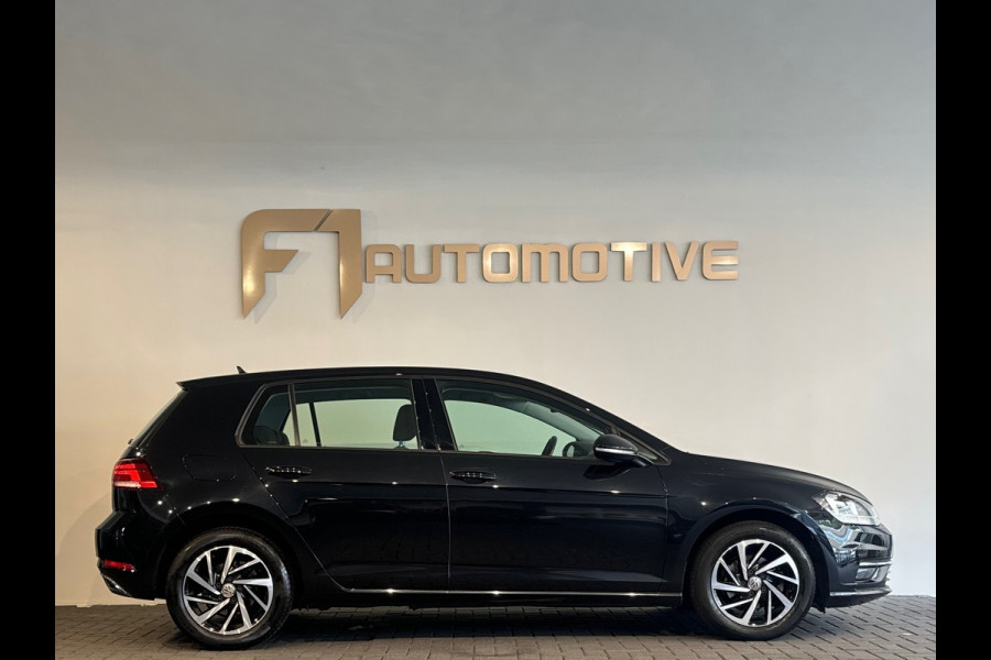 Volkswagen Golf 1.0 TSI Comfortline Camera|CarPlay|ACC