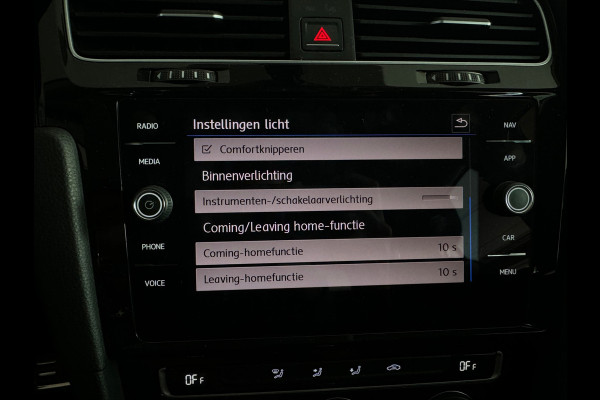 Volkswagen Golf 1.0 TSI Comfortline Camera|CarPlay|ACC