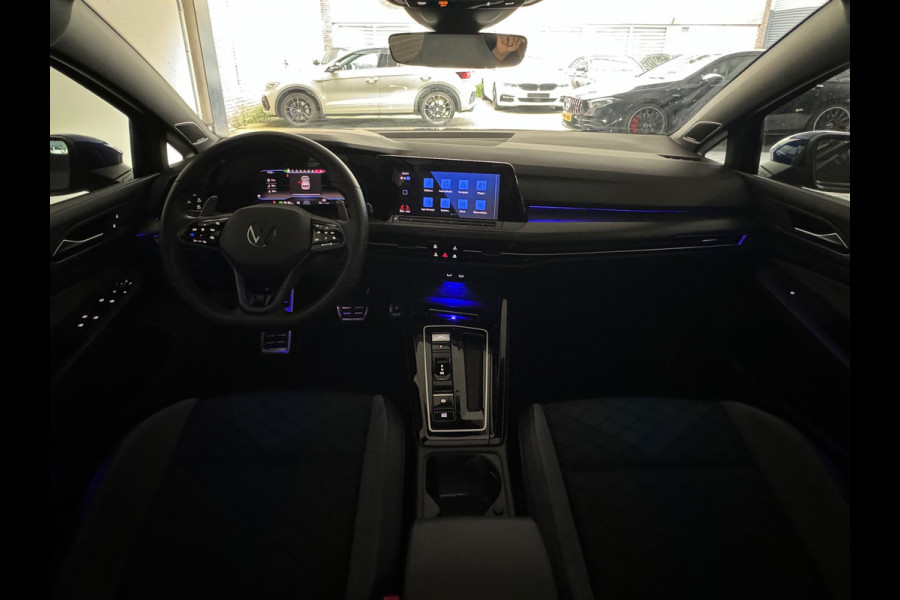 Volkswagen Golf 2.0 TSI R 4M 20Jahre Performance Pano|Akrapovic