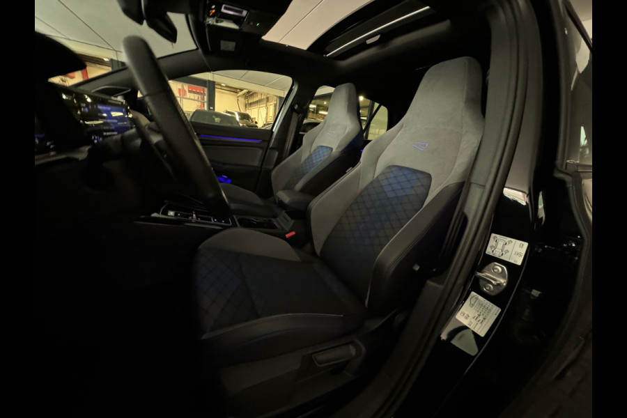 Volkswagen Golf 2.0 TSI R 4M 20Jahre Performance Pano|Akrapovic