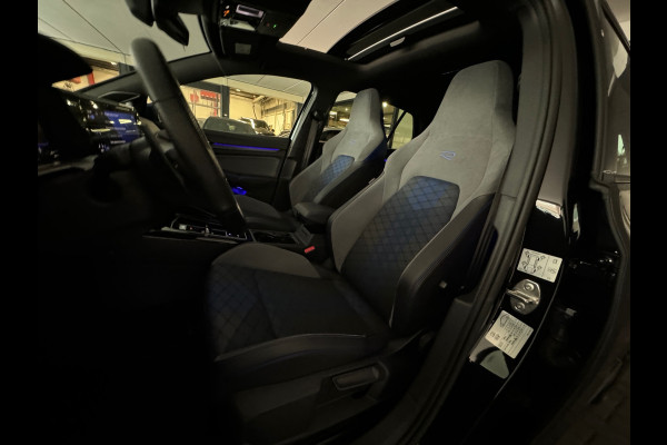 Volkswagen Golf 2.0 TSI R 4M 20Jahre Performance Pano|Akrapovic