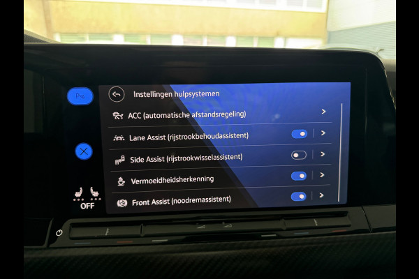 Volkswagen Golf 2.0 TSI R 4M 20Jahre Performance Pano|Akrapovic