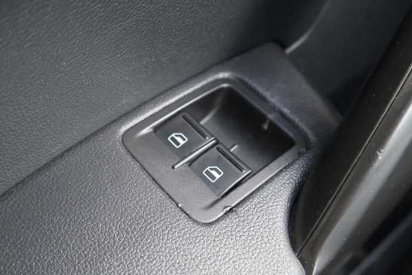 Volkswagen Caddy 2.0 TDI 102pk Airco Navigatie