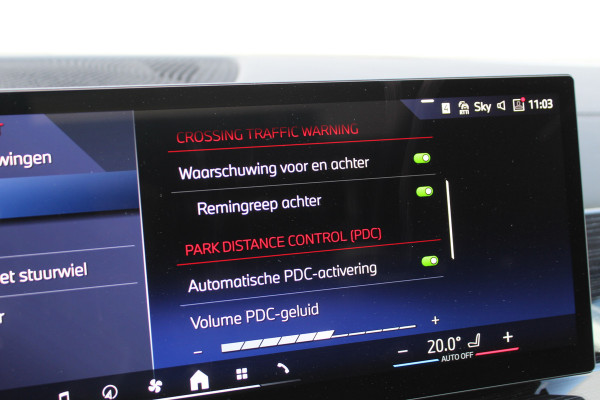 BMW X5 xDrive50e M-Sport Pro | Vierwielbesturing | Trekhaak | Spoilerpakket | H&K | Panoramadak | Luchtvering