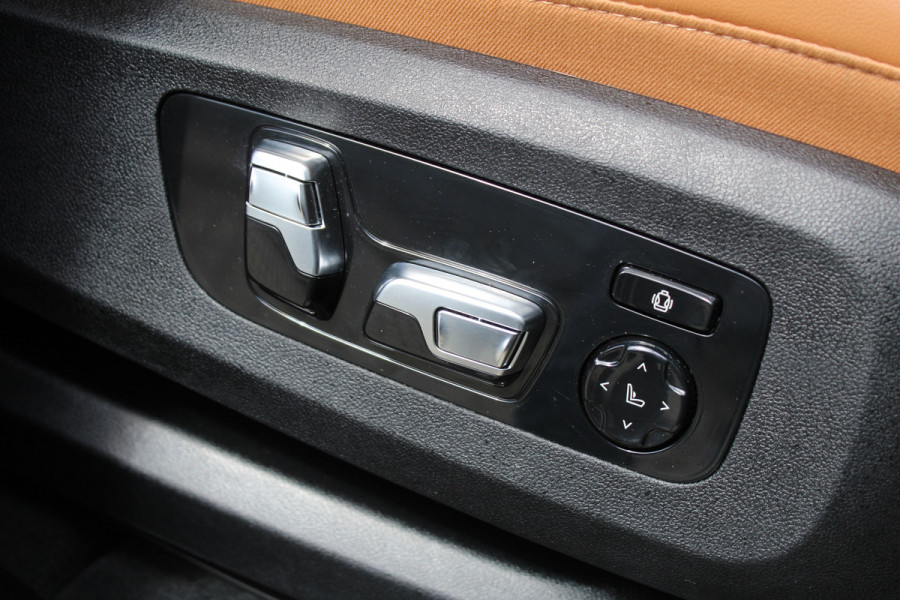 BMW X5 xDrive50e M-Sport Pro | Vierwielbesturing | Trekhaak | Spoilerpakket | H&K | Panoramadak | Luchtvering